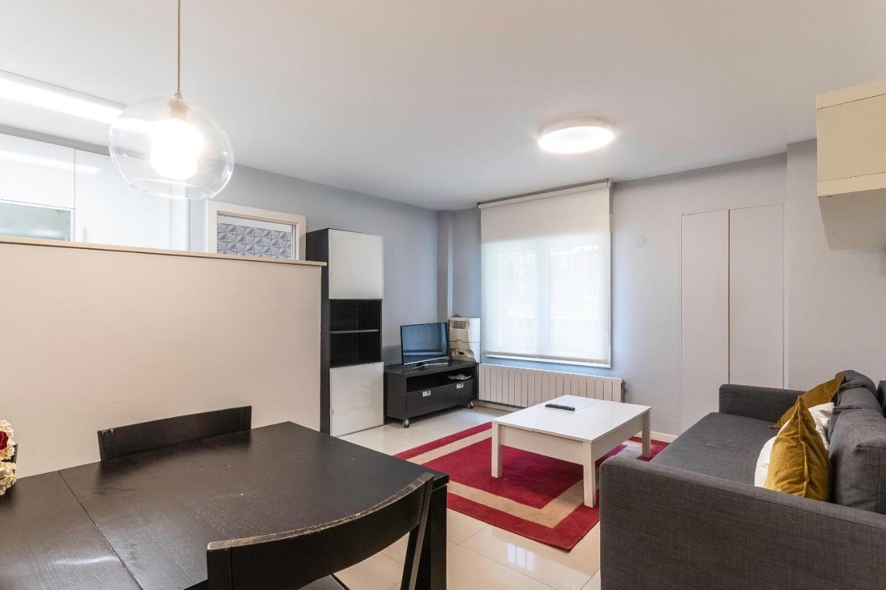 דירות Apartamento En Centro De Bilbao, Deusto מראה חיצוני תמונה